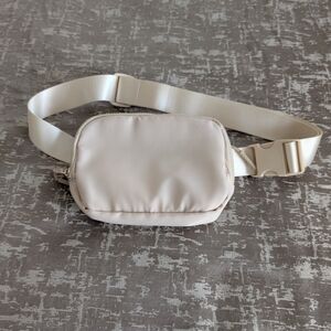 Mini Belt Bag NWOT